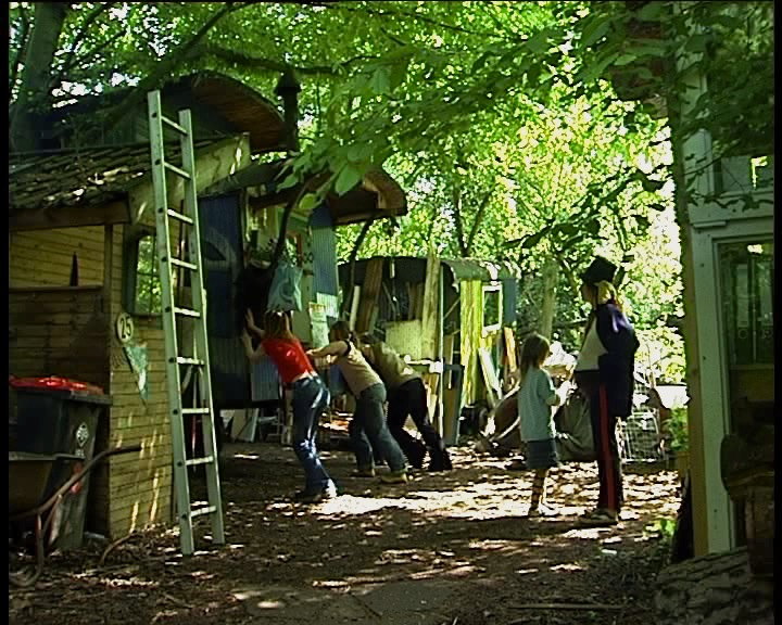 Move a trailer / Wagen bewegen