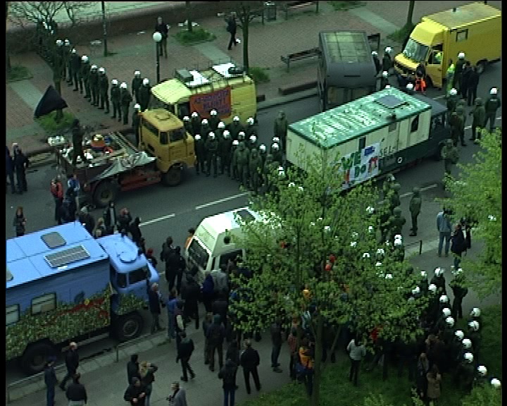 Eviction "Hafenstrasse" / R&auml;umung "Hafenstrasse"