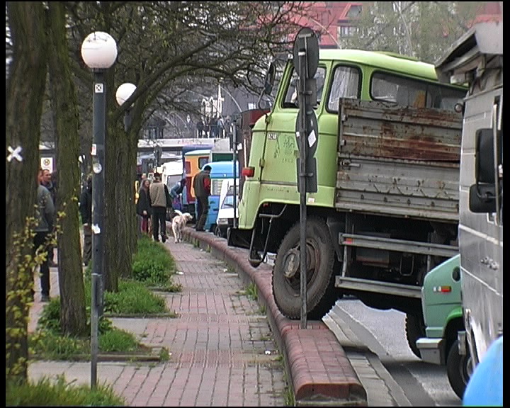 Strange parking / verr&uuml;ckt geparkt
